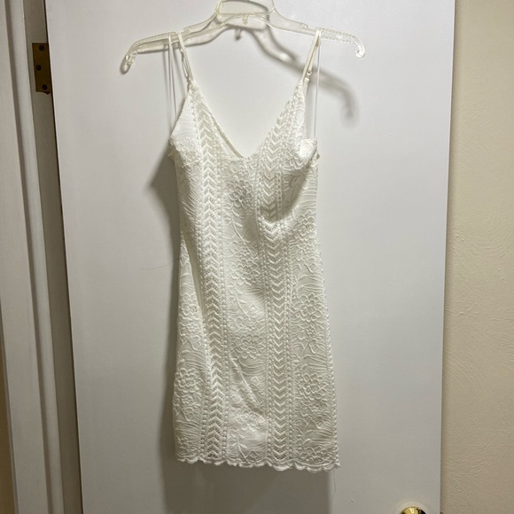 Windsor White Mini Dress. Medium. Worn Once. - Picture 3 of 9
